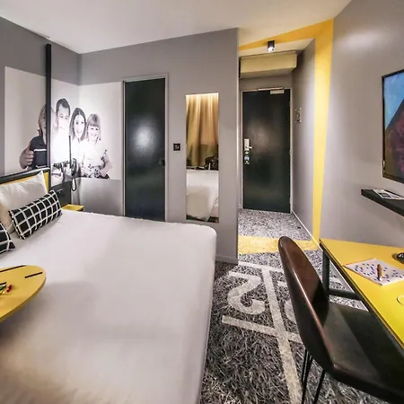 Hotel Ibis Styles Republique 3*