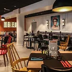 Ibis Styles Republique Szálloda 3*