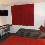 Hotell Ibis Styles Republique 3*