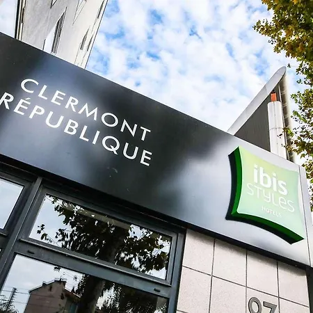 ホテル Ibis Styles Republique 3*