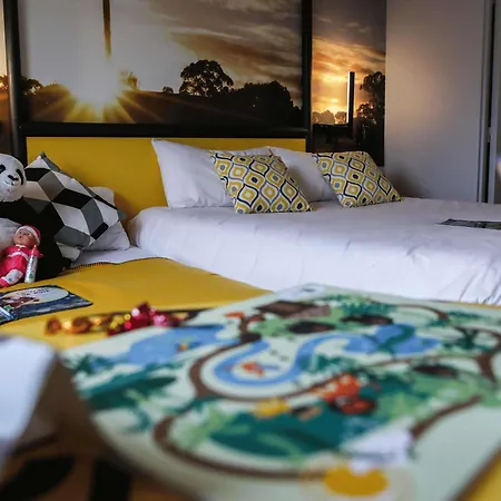 Ibis Styles Republique Otel 3*
