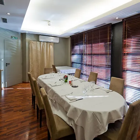 Ibis Styles Republique Szálloda 3*