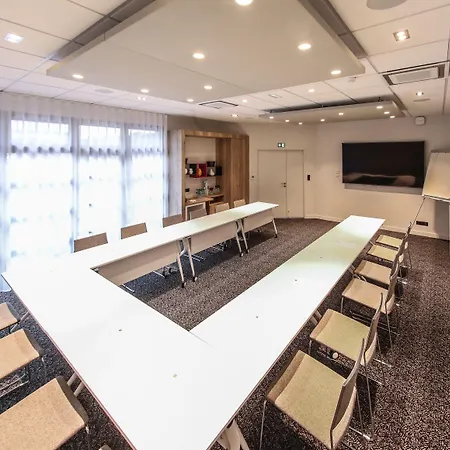 Ibis Styles Republique Szálloda 3*