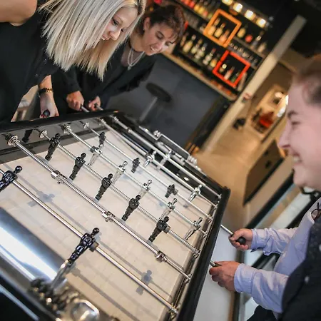 Ibis Styles Republique 3*