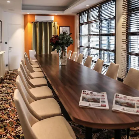 Ibis Styles Republique Hotel 3*