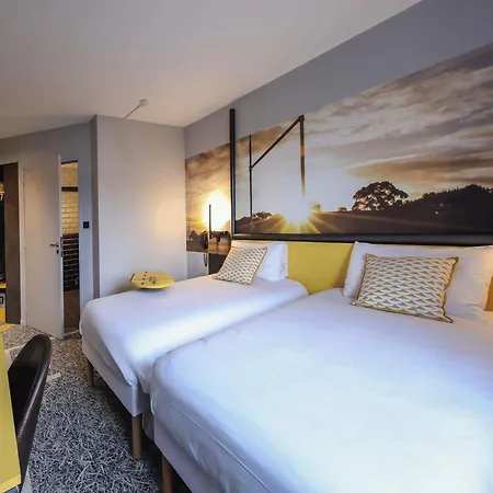 ホテル Ibis Styles Republique 3*