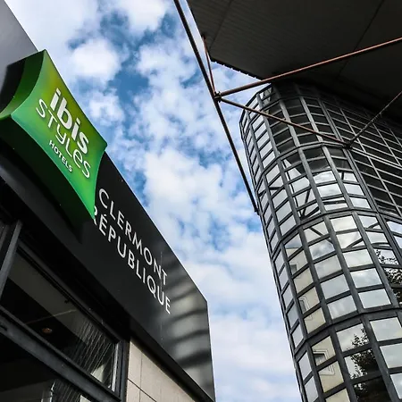 Ibis Styles Republique Hotell 3*