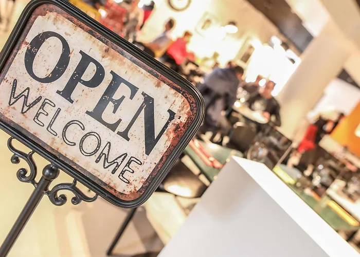 Ibis Styles Republique Отель