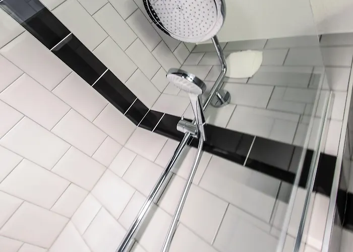 Hotell Ibis Styles Republique 3*