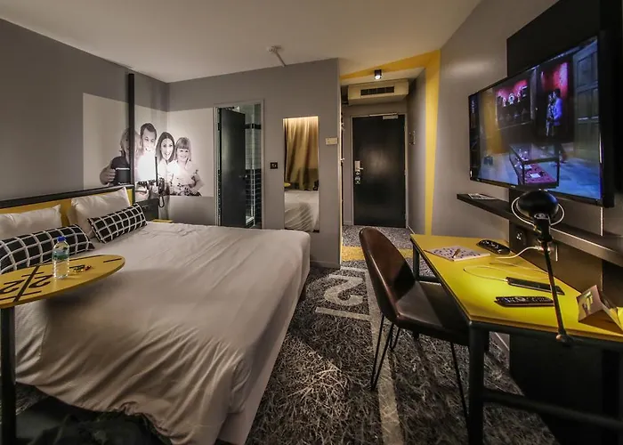 Отель Ibis Styles Republique Клермон-Ферран