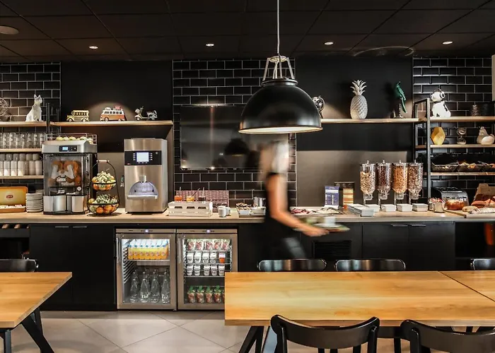 Ibis Styles Republique Отель 3*