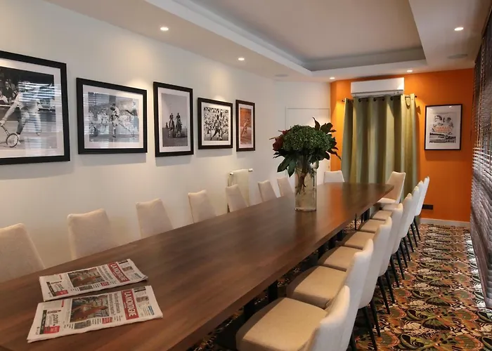 Ibis Styles Republique Отель Клермон-Ферран