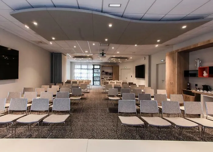 Ibis Styles Republique Отель Клермон-Ферран